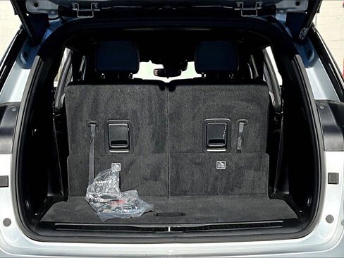 Used 2023 Jeep Grand Cherokee L Laredo image 24