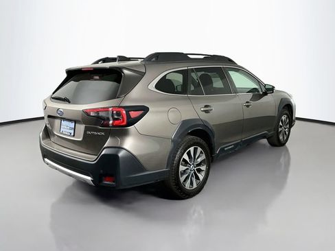 Used 2024 Subaru Outback Limited AWD/4WD image 8