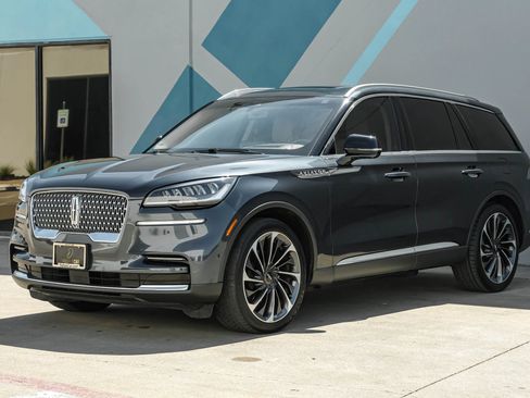 Used 2023 Lincoln Aviator Reserve w/ Equipment Group 201A RWD image 5