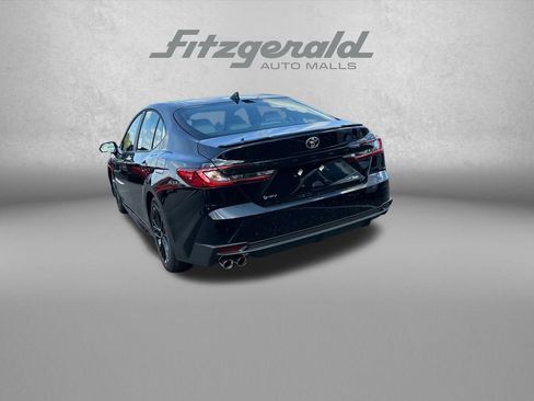 Used 2026 Toyota Camry SE FWD image 6