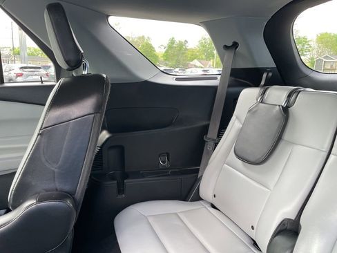 Used 2021 Ford Explorer XLT w/ Equipment Group 202A image 45