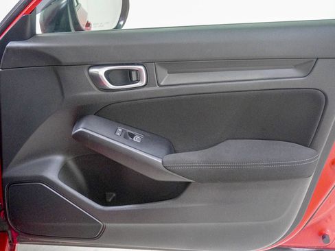 Used 2023 Honda Civic Sport image 29