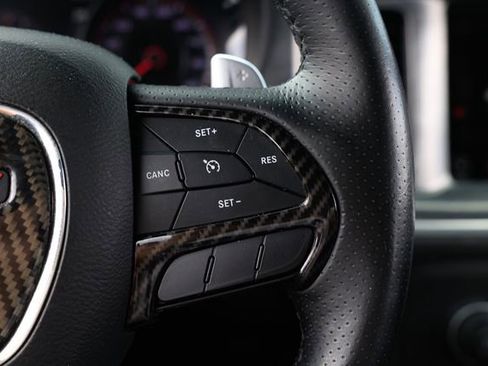 Used 2017 Dodge Charger R/T image 30