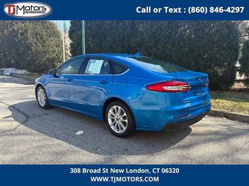 Used 2020 Ford Fusion SE image 7