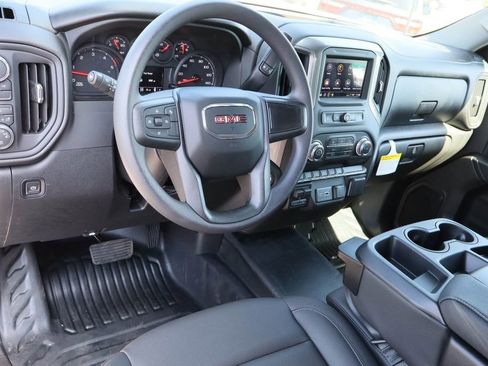 New 2026 GMC Sierra 2500 Pro AWD/4WD image 9