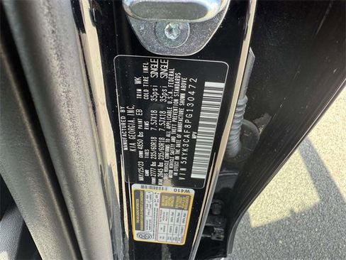 Used 2023 Kia Sportage EX image 28