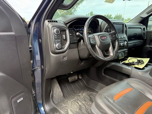 Used 2019 GMC Sierra 1500 AT4 w/ AT4 Premium Package AWD/4WD image 5