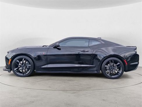 Used 2024 Chevrolet Camaro LT w/ RS Package image 2