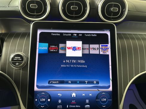 Used 2023 Mercedes-Benz GLC 300 4MATIC image 14