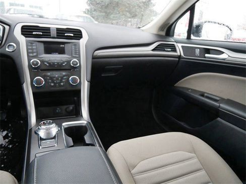 Used 2017 Ford Fusion S image 13