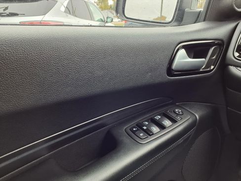 Used 2024 Dodge Durango SXT image 18