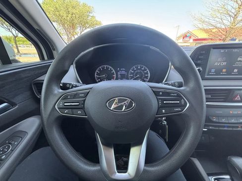 Used 2019 Hyundai Santa Fe SE image 23