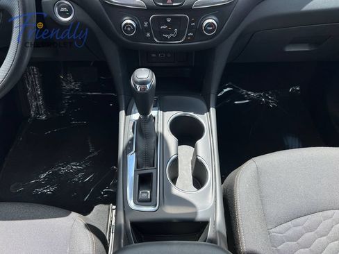 Certified 2021 Chevrolet Equinox LT AWD/4WD image 24