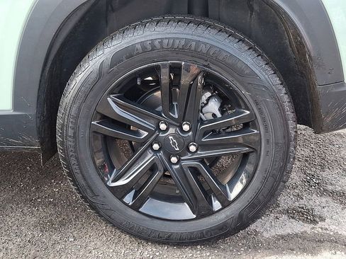 Used 2025 Chevrolet Trax ACTIV w/ Driver Confidence Package image 31