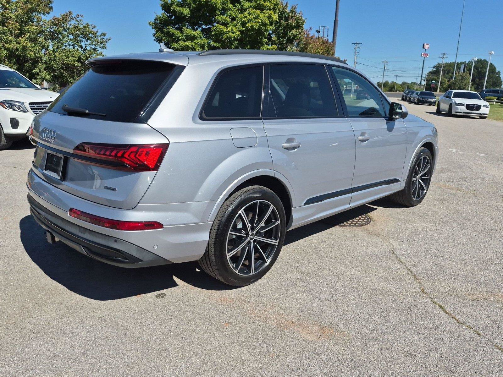 Used 2022 Audi Q7 3.0T Premium Plus AWD/4WD image 5