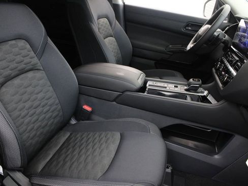 New 2026 Nissan Pathfinder SV FWD image 22
