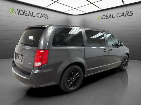 Used 2019 Dodge Grand Caravan GT FWD image 5