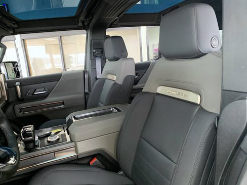 Used 2024 GMC Hummer EV 2X w/ LPO, Illumination Package image 14