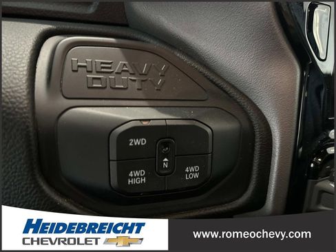 Used 2025 RAM 3500 Big Horn AWD/4WD image 34