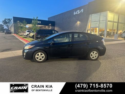 Used 2011 Toyota Prius Four w/ Solar Roof Pkg FWD image 5