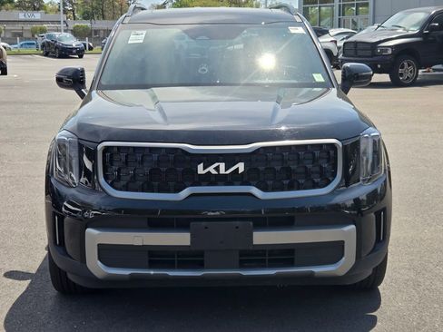 Used 2023 Kia Telluride EX X-Line AWD/4WD image 2