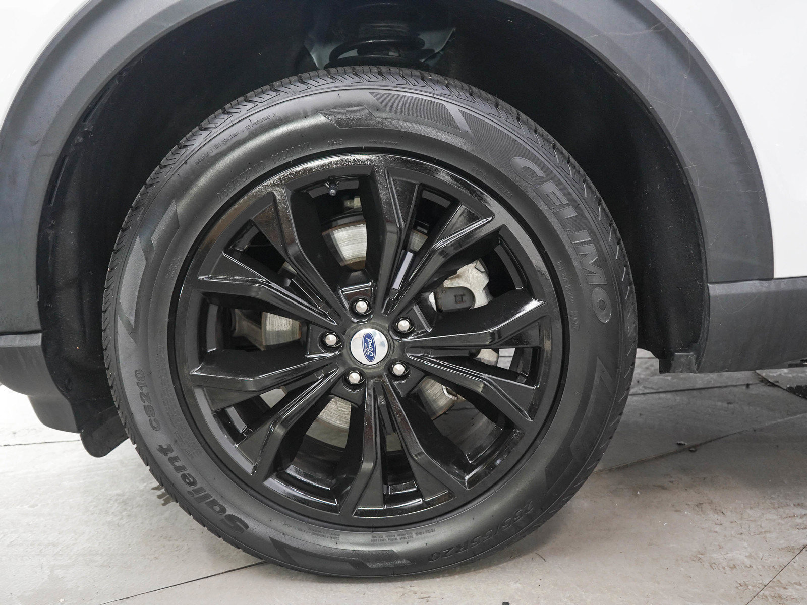 Used 2023 Ford Explorer Limited AWD/4WD image 31