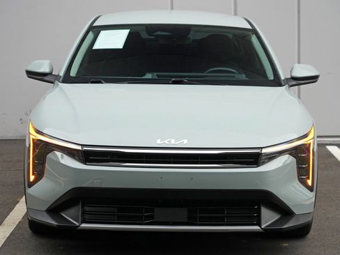 Used 2025 Kia K4 EX FWD image 42