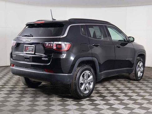 Used 2019 Jeep Compass Latitude image 7