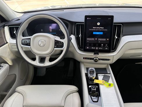 New 2026 Volvo XC60 B5 Ultra w/ Protection Package Premier AWD/4WD image 11