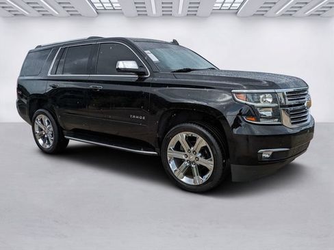 Used 2020 Chevrolet Tahoe Premier AWD/4WD image 1