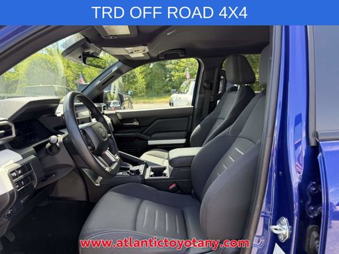 Used 2024 Toyota Tacoma TRD Off-Road AWD/4WD image 23
