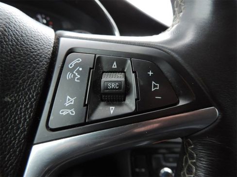 Certified 2022 Buick Encore Preferred w/ Safety Package image 23