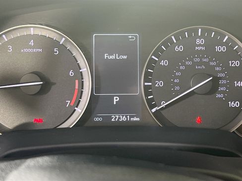 Used 2021 Lexus RX 350L Premium w/ Premium Package image 12