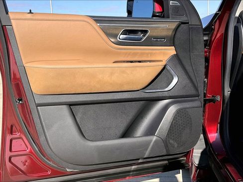 Certified 2025 INFINITI QX80 Luxe image 23