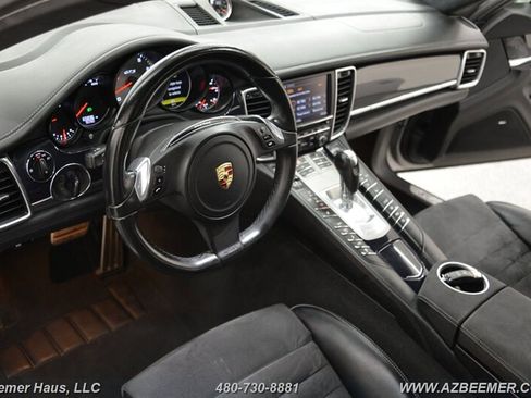 Used 2013 Porsche Panamera GTS image 13