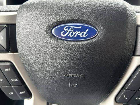 Used 2019 Ford F150 Lariat w/ Equipment Group 502A Luxury AWD/4WD image 19