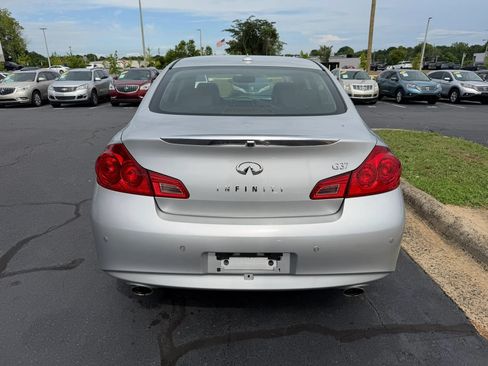 Used 2012 INFINITI G37 Journey w/ Premium Pkg RWD image 5