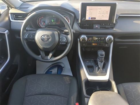 Used 2024 Toyota RAV4 XLE image 15