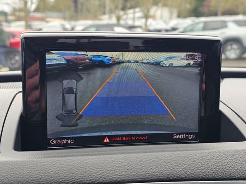 Used 2018 Audi Q3 2.0T Premium image 16