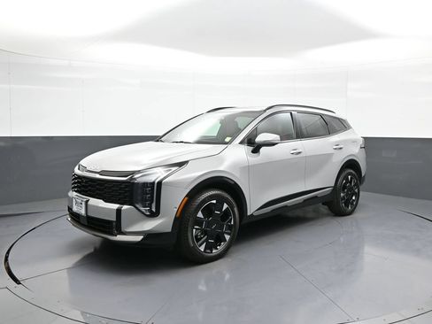 Certified 2026 Kia Sportage SX AWD/4WD image 10