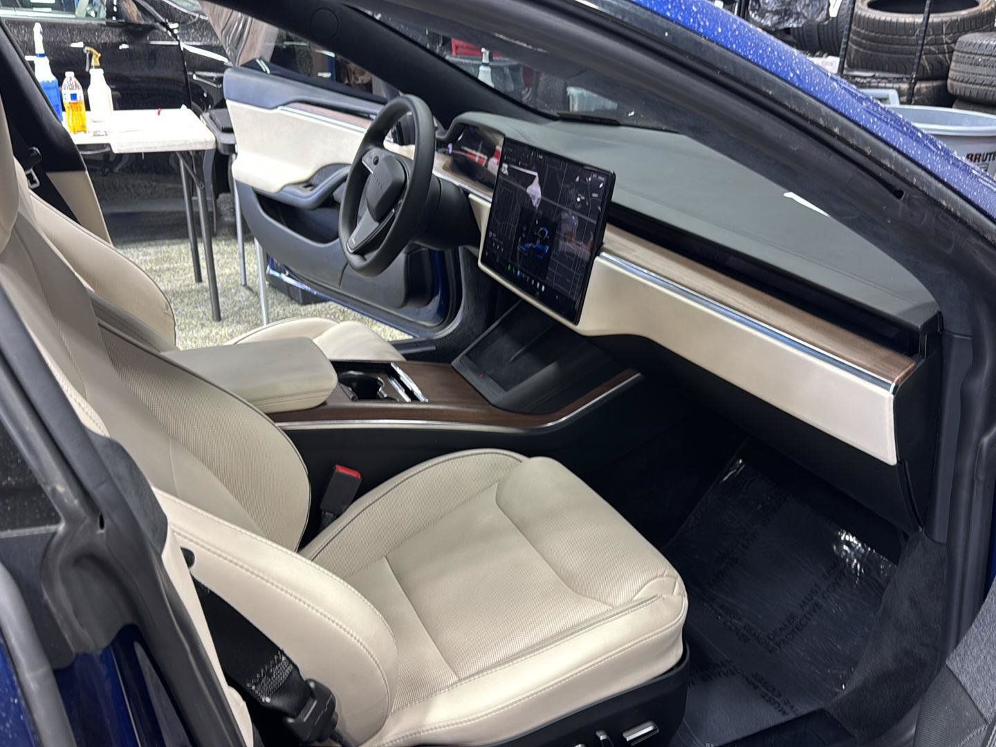 Used 2021 Tesla Model S Plaid AWD/4WD image 21