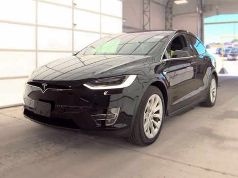 Used 2021 Tesla Model X Long Range AWD/4WD image 2