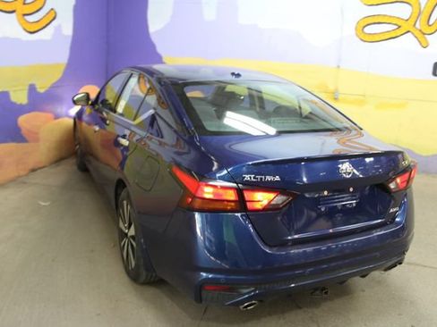 Used 2020 Nissan Altima 2.5 SV AWD/4WD image 6