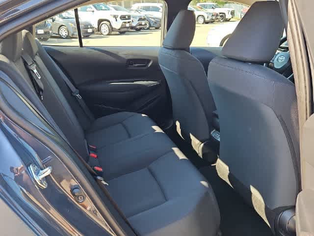Used 2025 Toyota Corolla LE FWD image 17