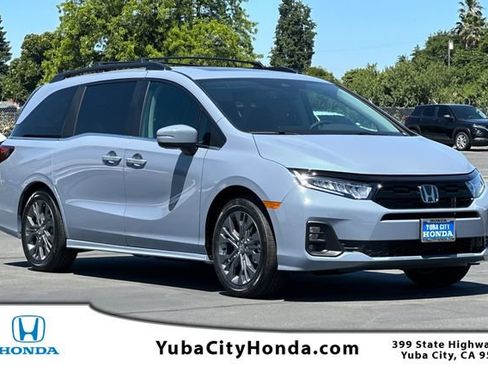 New 2026 Honda Odyssey Touring image 1