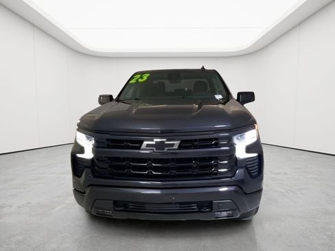 Used 2023 Chevrolet Silverado 1500 RST w/ Z71 Off-Road Package AWD/4WD image 6