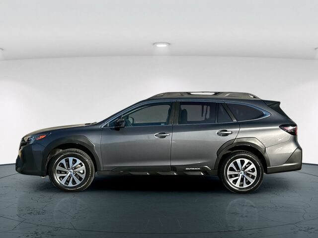 Used 2024 Subaru Outback Premium AWD/4WD image 3