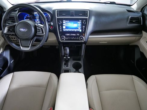 Used 2018 Subaru Outback 2.5i Limited AWD/4WD image 10