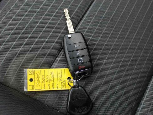 Used 2017 Kia Forte LX w/ LX Popular Package image 20