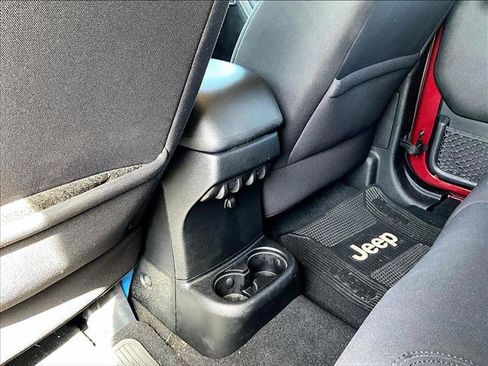 Used 2013 Jeep Wrangler Unlimited Sport AWD/4WD image 22